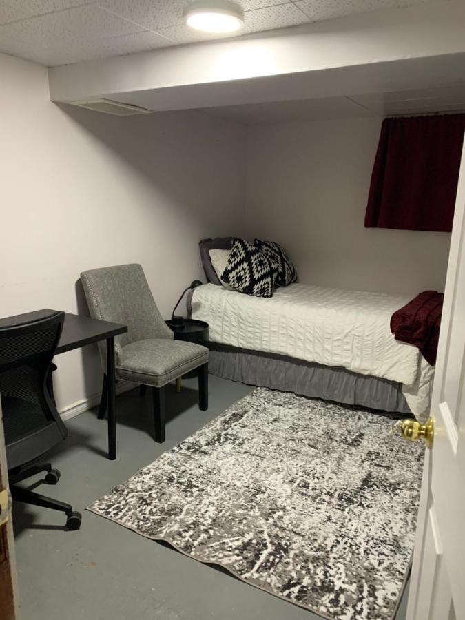 Quaint & Cozy Accommodation Edmonton Exteriér fotografie