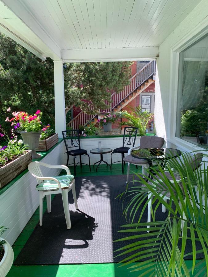 Quaint & Cozy Accommodation Edmonton Exteriér fotografie